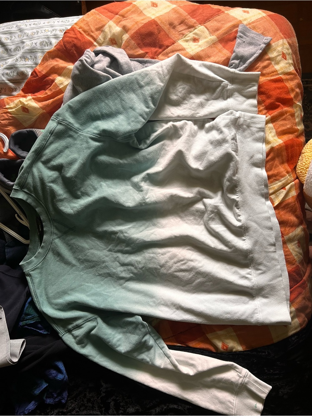 Eddie Bauer Mint Green to White Ombre Crewneck Sweater